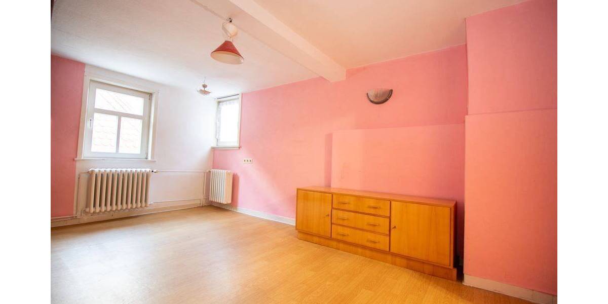 Reihenendhaus Hessisch Lichtenau - 6 Zimmer, 165 m&sup2;, 120.000&euro; | Angebot:25799614