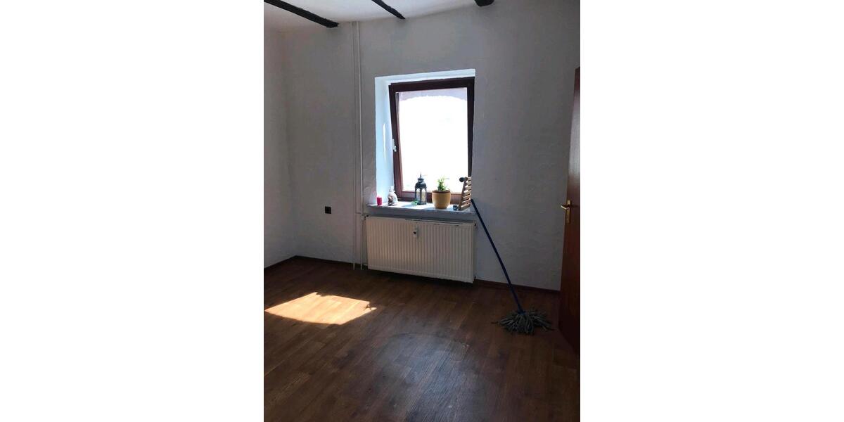 Mehrfamilienhaus, Wohnhaus Felsberg - 11 Zimmer, 300 m&sup2;, 240.000&euro; | Angebot:26868412
