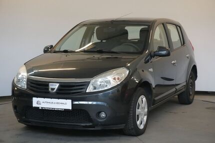 Dacia Sandero 124.545 km 1.999 &euro; Kassel 34123
