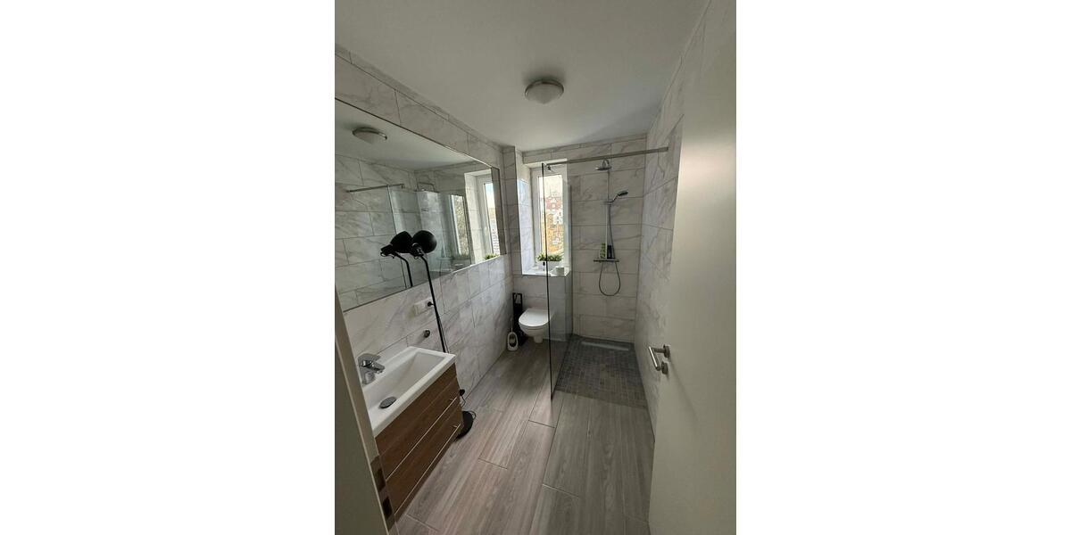 Erdgeschoßwohnung Melsungen - 5 Zimmer, 156 m&sup2;, 1.404&euro; | Angebot:25899676