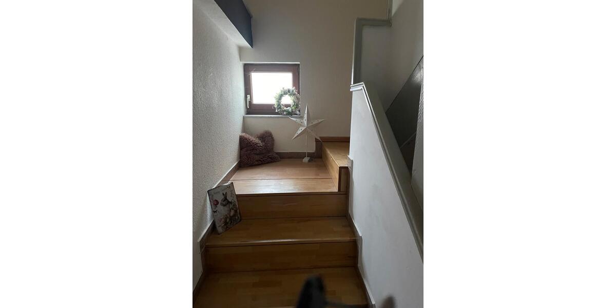 Einfamilienhaus Hofgeismar - 3.5 Zimmer, 107 m&sup2;, 950&euro; | Angebot:26029942