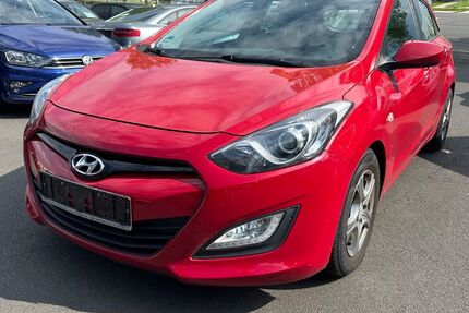 Hyundai i30 103.000 km 5.999 &euro; Kassel 34123