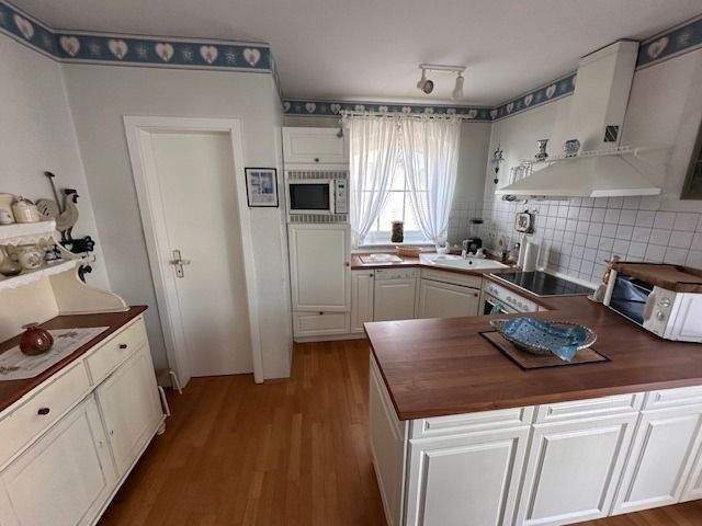 Einfamilienhaus Gudensberg Obervorschütz - 7 Zimmer, 285 m&sup2;, 595.000&euro; | Angebot:25929124