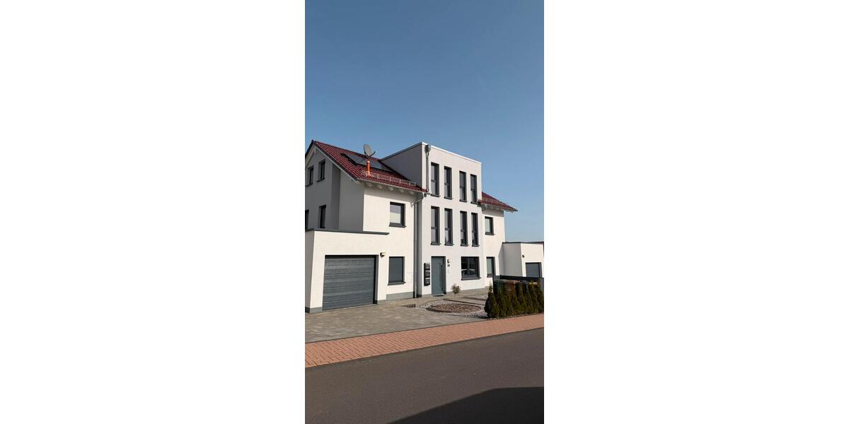 Etagenwohnung Baunatal - 4 Zimmer, 112 m&sup2;, 375.000&euro; | Angebot:27298596