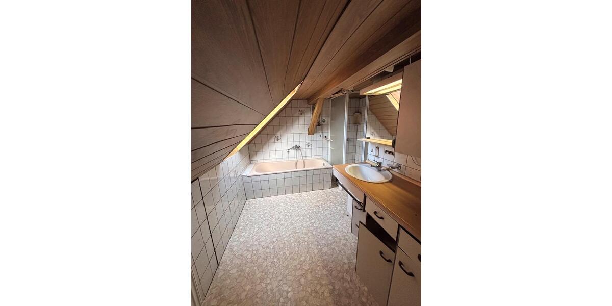 Mehrfamilienhaus, Wohnhaus Melsungen - 4 Zimmer, 145 m&sup2;, 72.000&euro; | Angebot:26794957