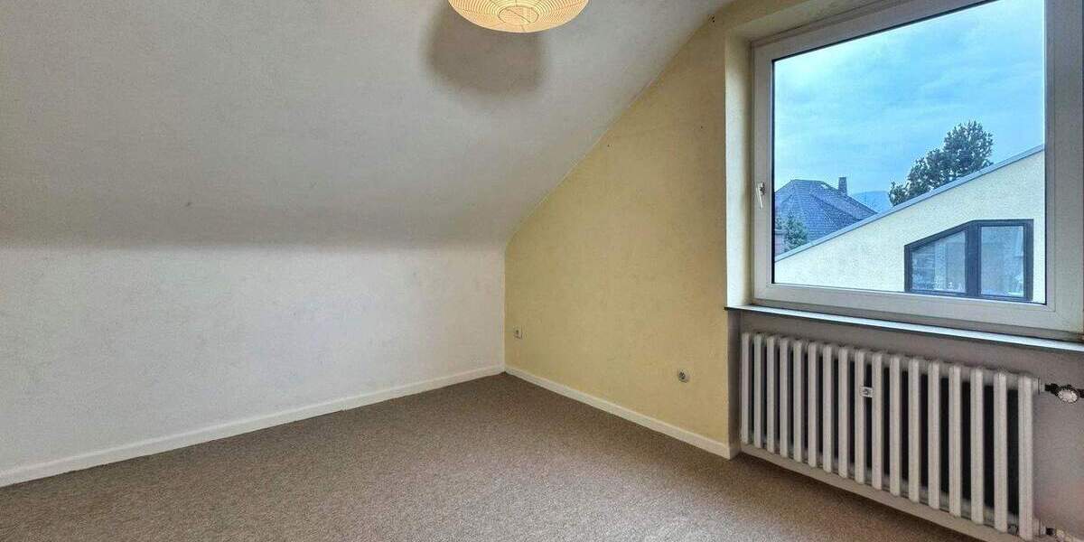 Ruhige Höhenlage von Kassel - Jungfernkopf trifft auf großzügige Architektur: Einzigartiges Einfamilienhaus mit Garage 7 zimmer