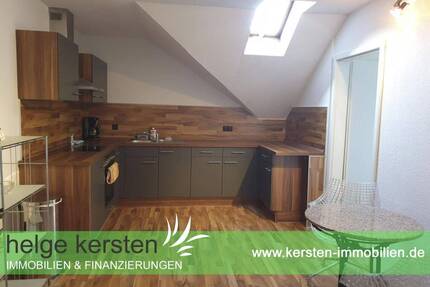 Gemütliche und sehr gepflegte 2-ZKB-Dachgeschosswohnung in Kassel-Süd zu verkaufen! 2 zimmer