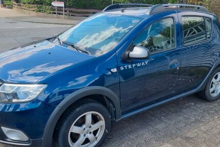Dacia Sandero 30.000 km 9.000 € Hofgeismar 34369