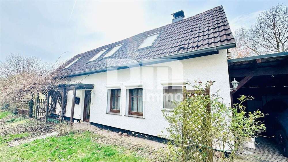 Einfamilienhaus Staufenberg - 5 Zimmer, 120 m&sup2;, 199.000&euro; | Angebot:25907142