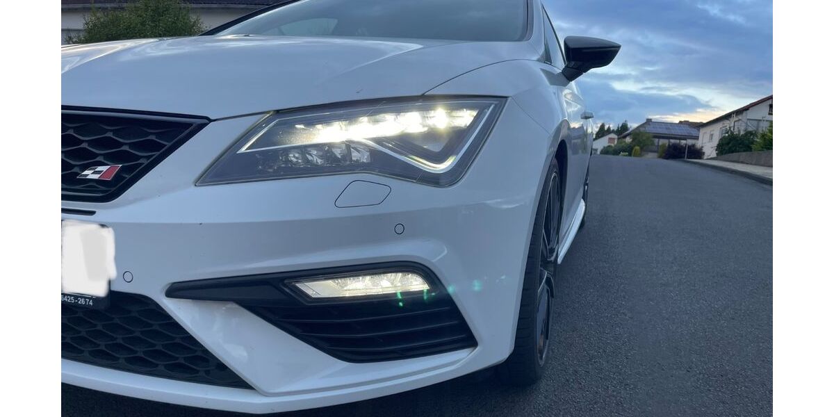 Seat Leon 95.000 km 21.490 &euro; Gudensberg 34281