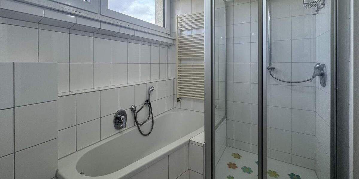 Einfamilienhaus Lohfelden Ochshausen - 7 Zimmer, 253 m&sup2;, 339.000&euro; | Angebot:23943176