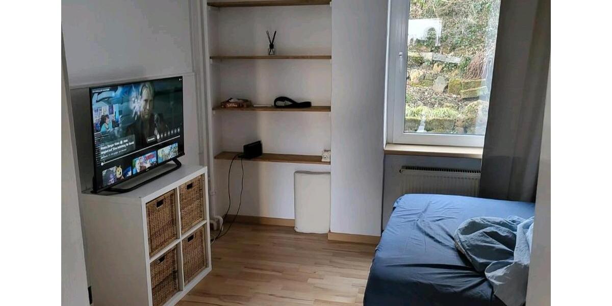 Hochparterre Lohfelden - 5 Zimmer, 100 m&sup2;, 830&euro; | Angebot:25286639