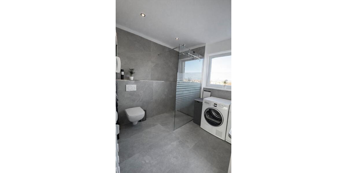 Etagenwohnung Baunatal - 3.5 Zimmer, 90 m&sup2;, 2.500&euro; | Angebot:24522860