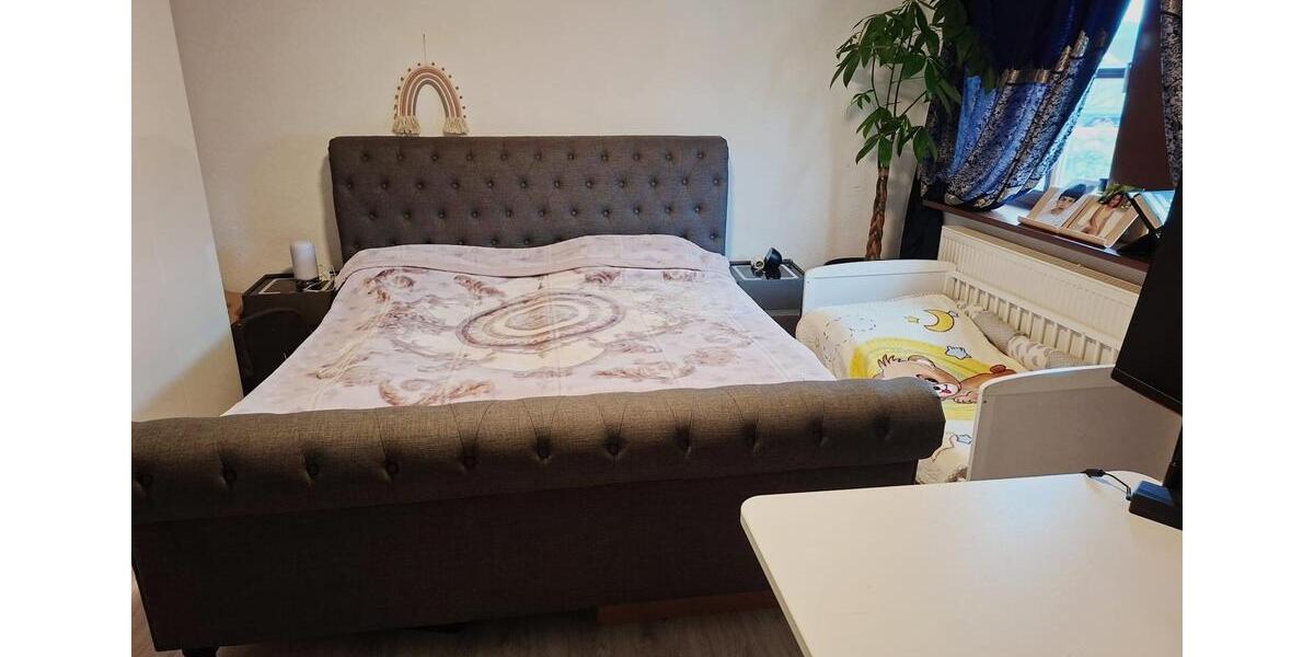 Dachgeschoßwohnung Kassel Fasanenhof - 3 Zimmer, 80 m&sup2;, 1.200&euro; | Angebot:26231067