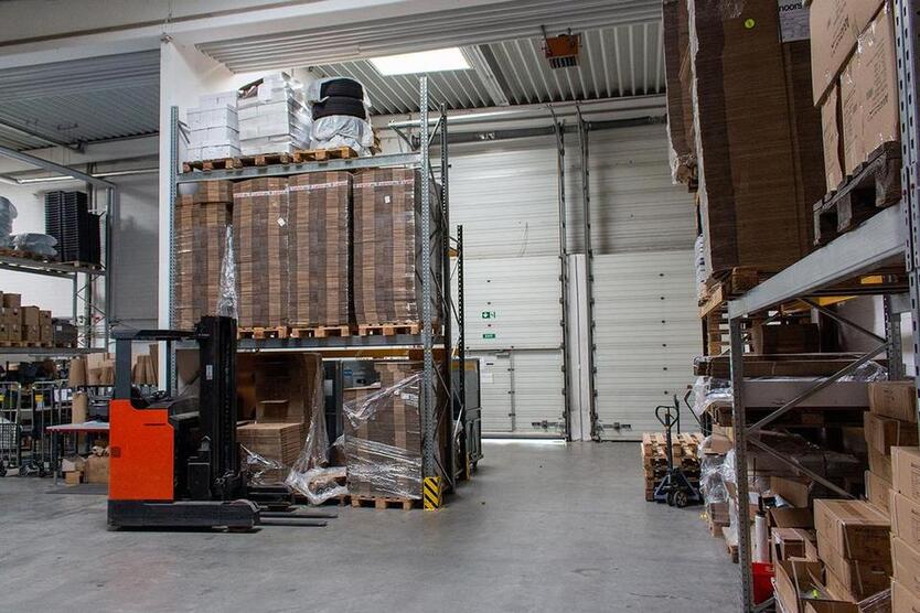 PROVISIONSFREI +++ Hallenfläche 1.002 m² mit Büro 184 m² +++ direkt vom Eigentümer