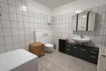 Mehrfamilienhaus, Wohnhaus Calden - 9 Zimmer, 205 m&sup2;, 1.300&euro; | Angebot:26701795