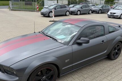 Ford Mustang 148.000 km 11.999 &euro; Niestetal bei Kassel 34266