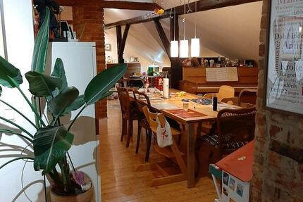 Wohnung Kassel Niederzwehren - 4 Zimmer, 160 m&sup2;, 1.180&euro; | Angebot:27609311