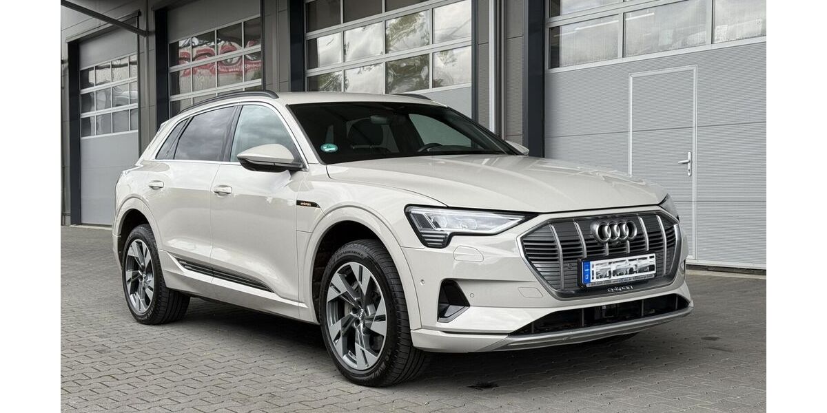 Audi e-tron 106.180 km 25.901 &euro; Kaufungen 34260
