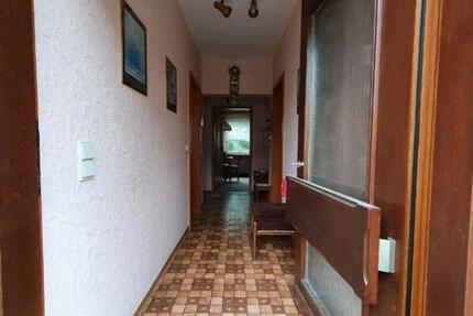 geräumige 2-Zimmer-Wohnung vollmöbeliert, Edermünde-Besse