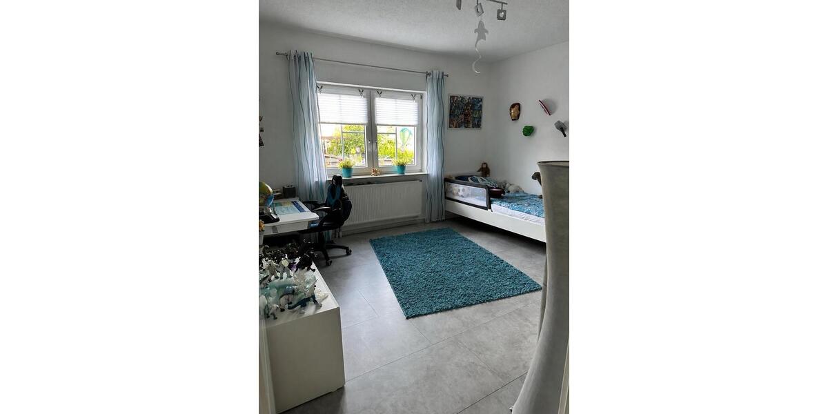 Hochparterre Kassel Niederzwehren - 3 Zimmer, 92 m&sup2;, 329.000&euro; | Angebot:26864569