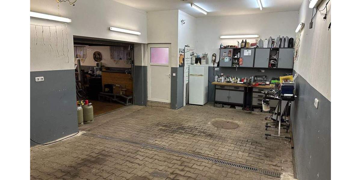 Doppelhaushälfte Gudensberg Obervorschütz - 9 Zimmer, 240 m&sup2;, 199.000&euro; | Angebot:25735119