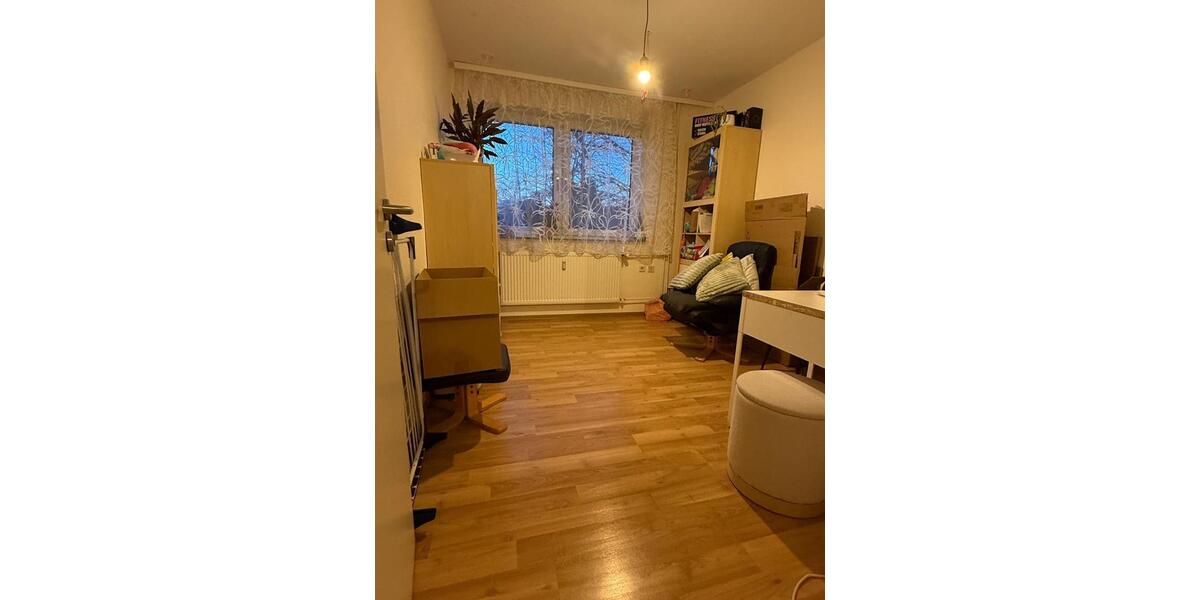 Etagenwohnung Kassel Niederzwehren - 3 Zimmer, 67 m&sup2;, 145.000&euro; | Angebot:25918705