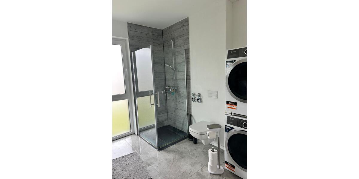 Etagenwohnung Felsberg - 4 Zimmer, 106 m&sup2;, 1.060&euro; | Angebot:26446291