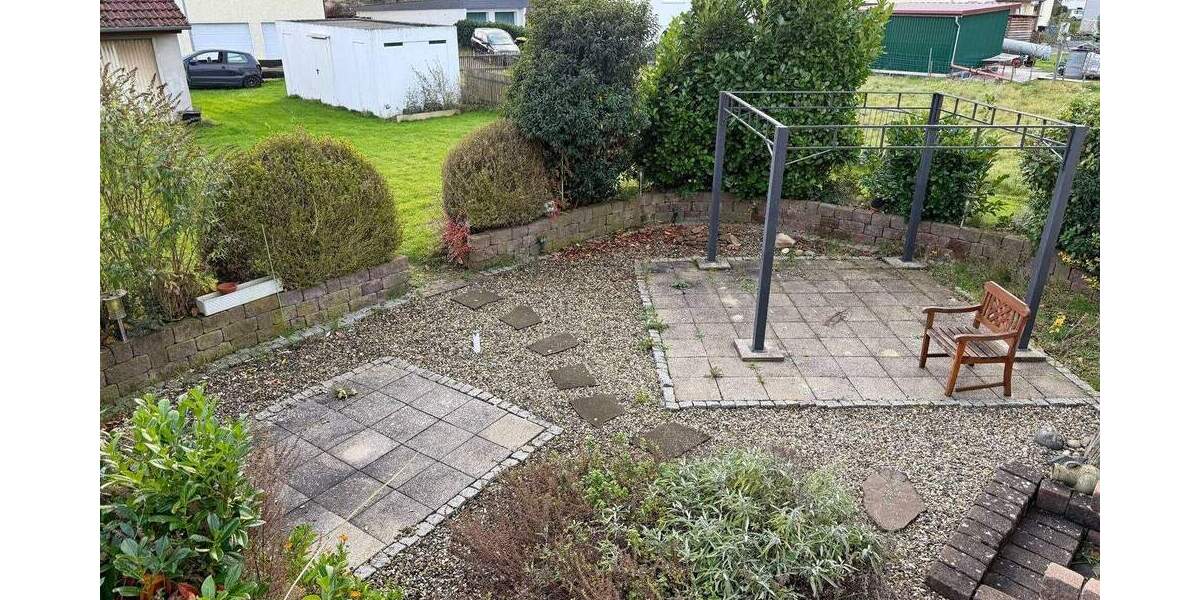 Mehrfamilienhaus, Wohnhaus Felsberg / Wolfershausen Wolfershausen - 9 Zimmer, 234 m&sup2;, 249.900&euro; | Angebot:25666369