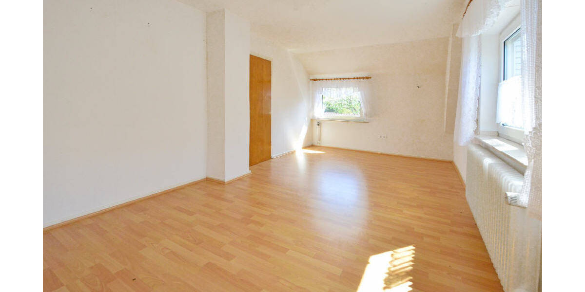 Einfamilienhaus mit herrlichem Garten, gute Lage Wolfhagen 7 zimmer