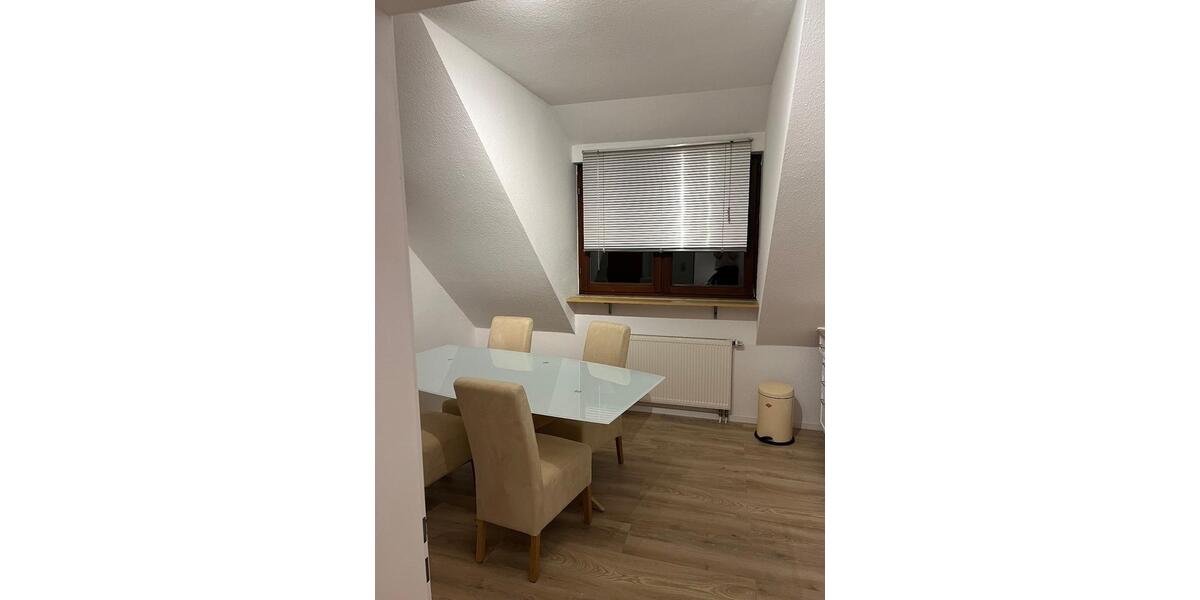 Neue möblierte helle 3 ZKB Balkon zu vermieten, KS Wolfsanger 3 zimmer