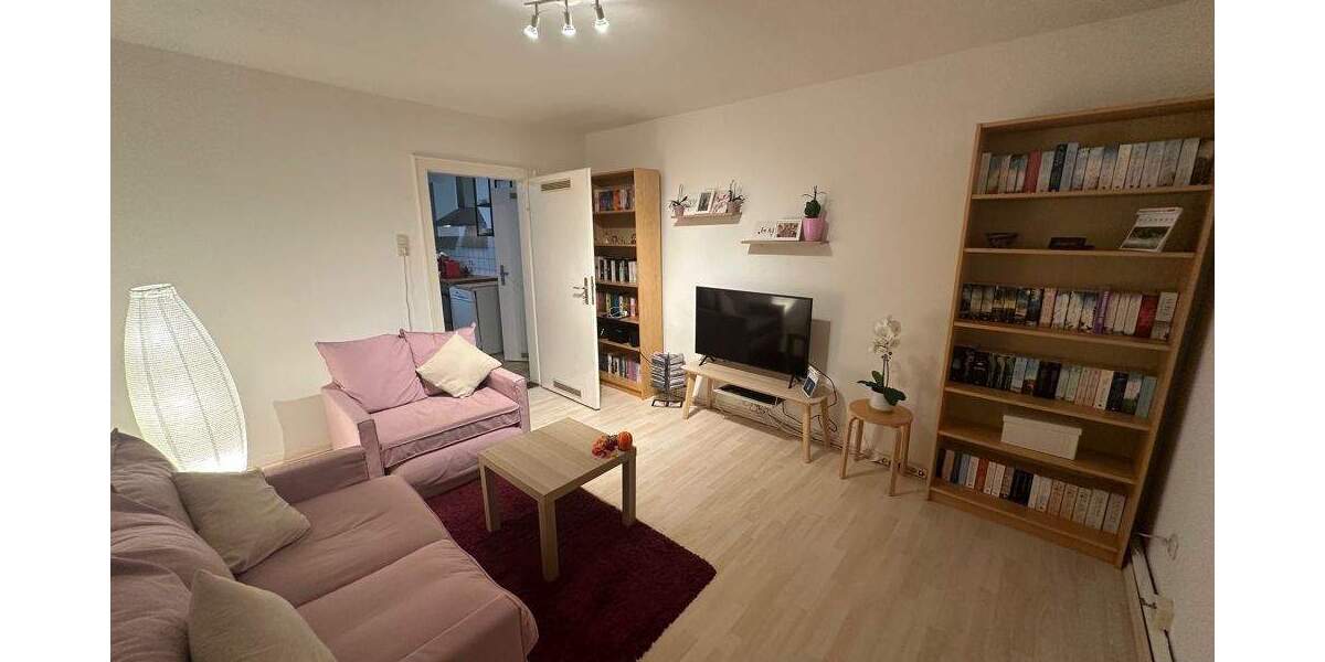 Eigentumswohnung mit 2 ZKB im 2. OG in guter Lage von Kassel-Wehlheiden. 2 zimmer