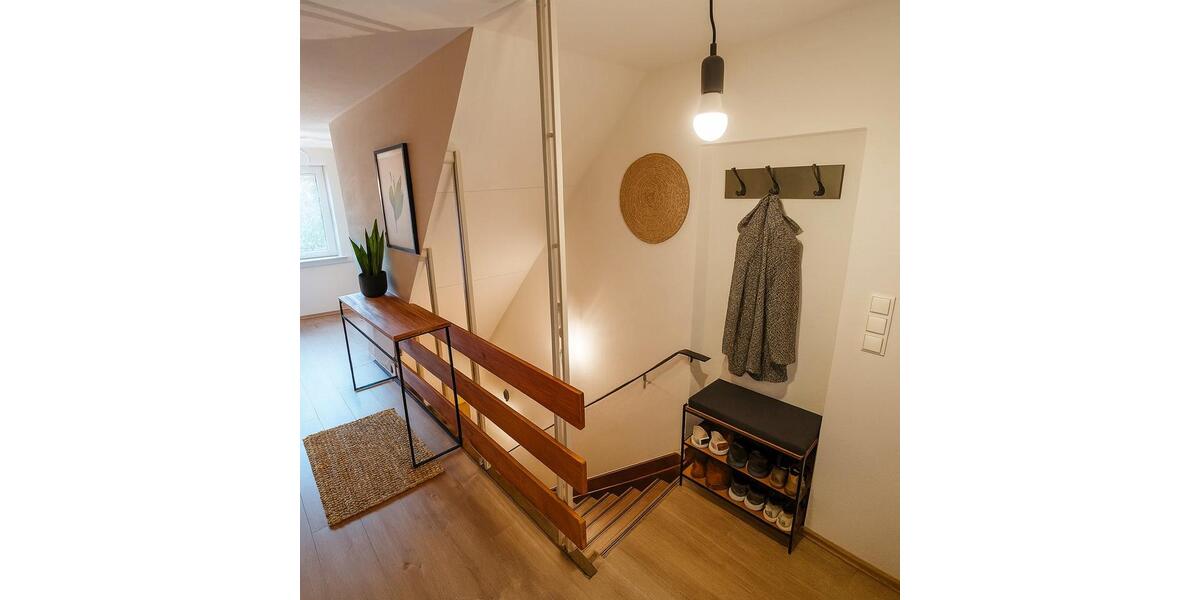 Etagenwohnung Calden - 5 Zimmer, 134 m&sup2;, 940&euro; | Angebot:25982512