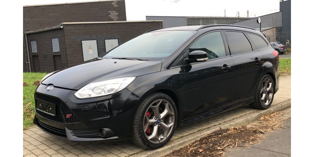 Ford Focus 193.500 km 8.700 &euro; Kassel 34134