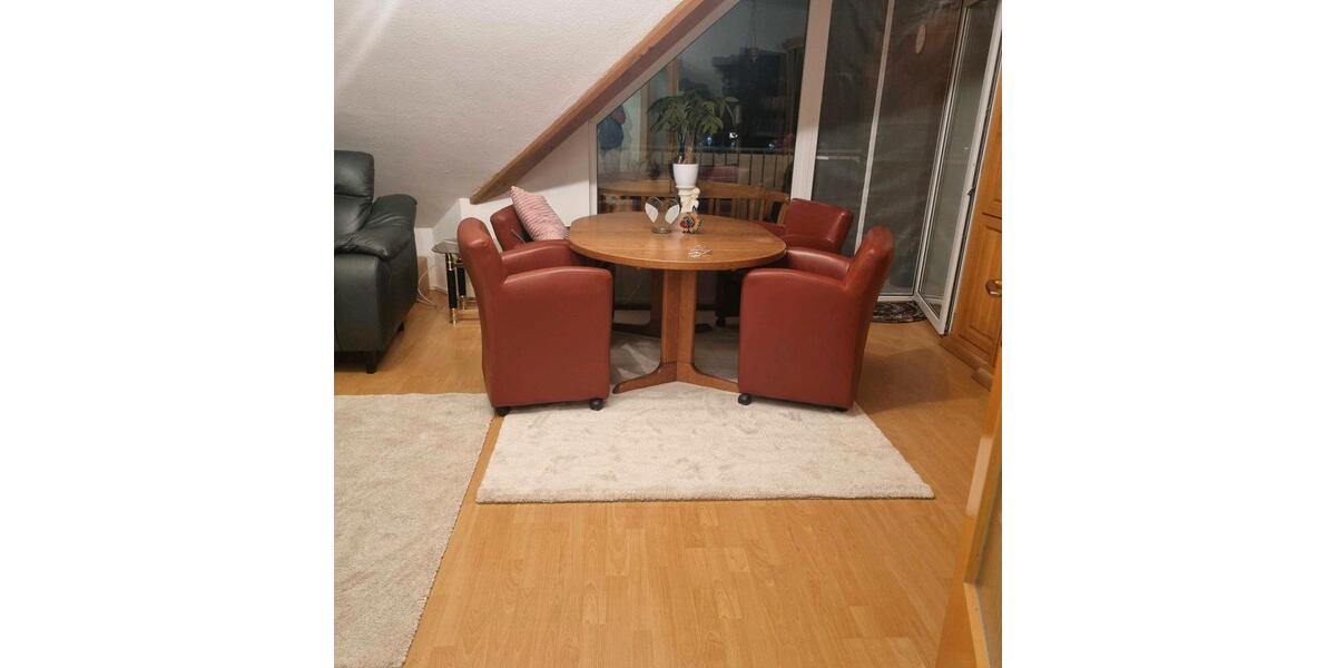 Dachgeschoßwohnung Gudensberg - 3 Zimmer, 80 m&sup2;, 650&euro; | Angebot:25353152