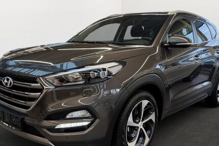 Hyundai TUCSON 80.000 km 16.990 € Kassel 34123