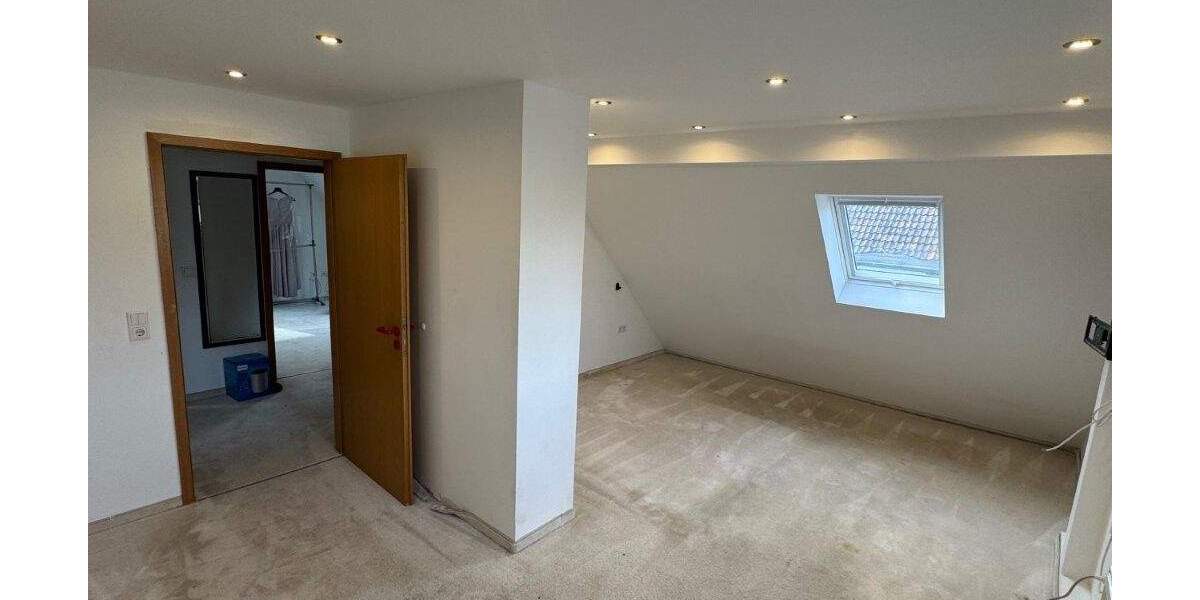  Charmantes Zweifamilienhaus in Kassel-Oberzwehren - Stadtnähe trifft Idylle 8 zimmer