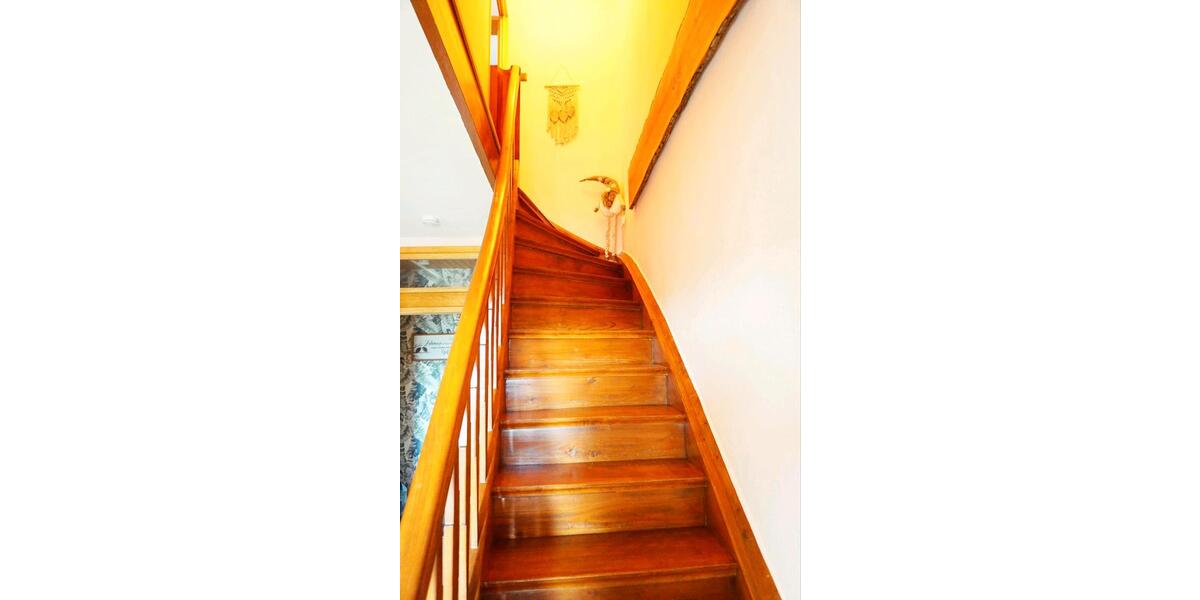 Mehrfamilienhaus, Wohnhaus Breuna - 9 Zimmer, 260 m&sup2;, 365.000&euro; | Angebot:27119484