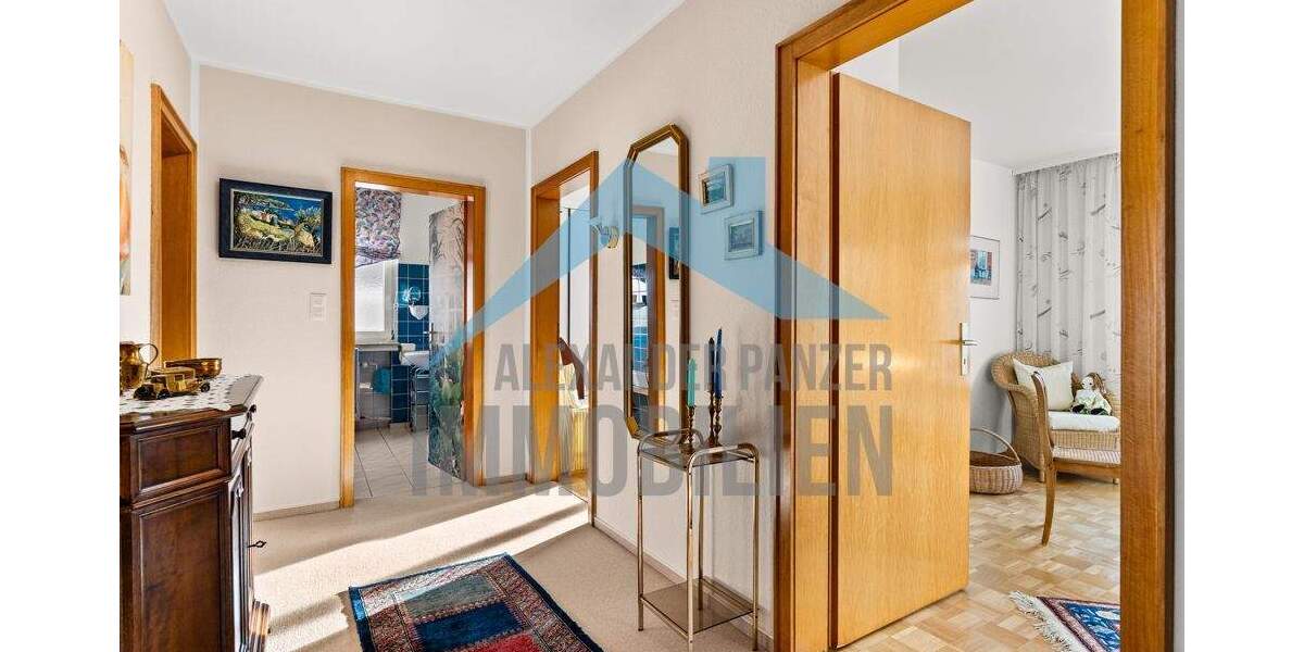 Mehrfamilienhaus, Wohnhaus Lohfelden Ochshausen - 7 Zimmer, 176 m&sup2;, 369.900&euro; | Angebot:25705703