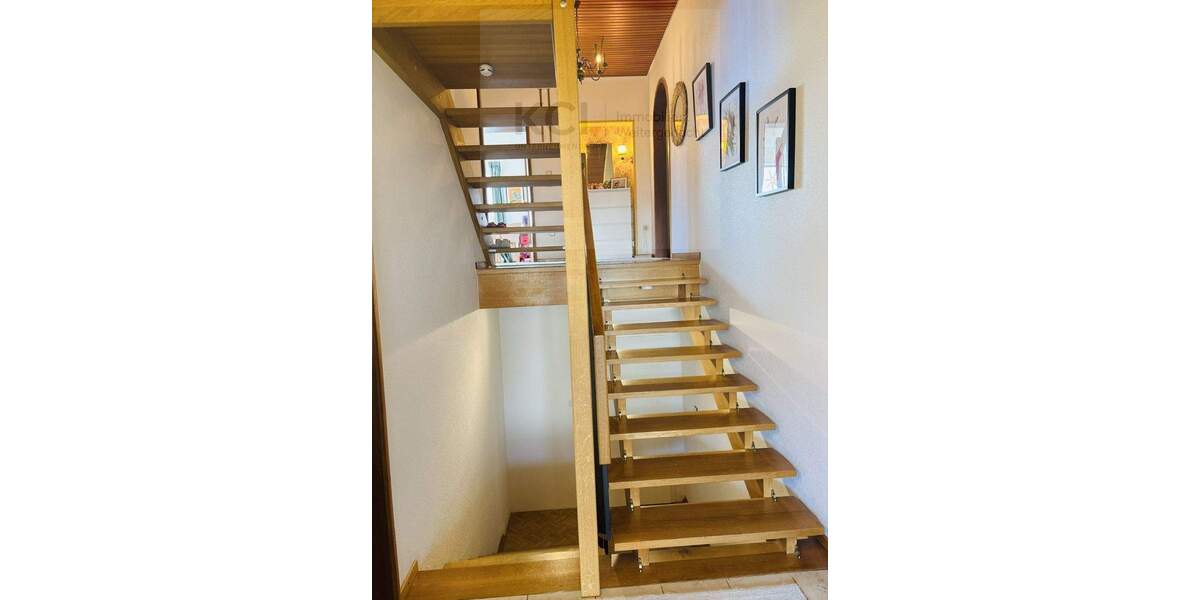 Mehrfamilienhaus, Wohnhaus Kassel / Harleshausen Harleshausen - 8 Zimmer, 205 m&sup2;, 695.000&euro; | Angebot:25669545