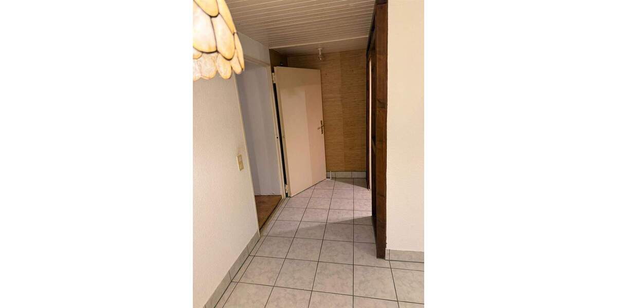 Mehrfamilienhaus, Wohnhaus Körle - 3 Zimmer, 65 m&sup2;, 156.000&euro; | Angebot:25774253