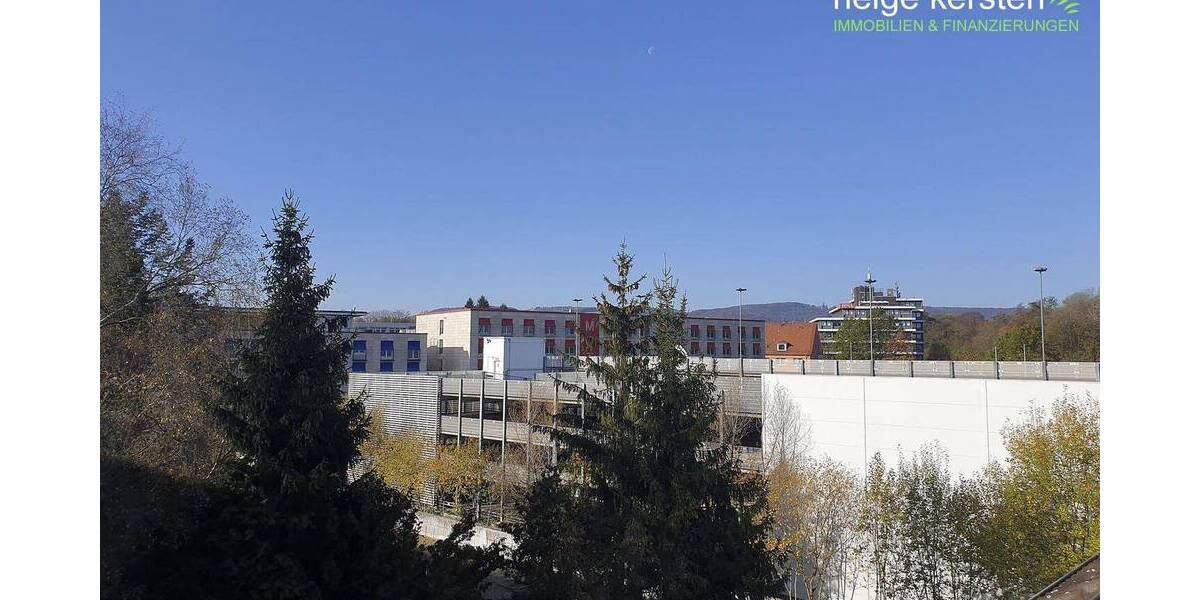 Gemütliche und sehr gepflegte 2-ZKB-Dachgeschosswohnung in Kassel-Süd zu verkaufen! 2 zimmer