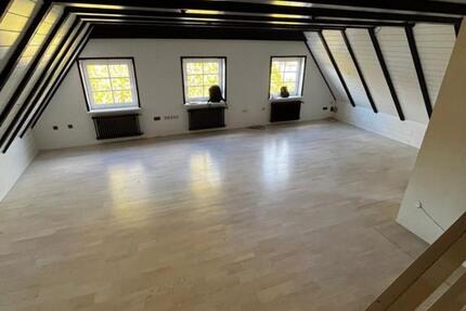 Charmante Maisonette-Wohnung direkt am Marktplatz in Melsungen 3 zimmer