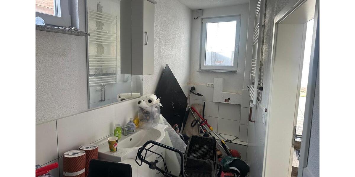 Einfamilienhaus Grebenstein - 6 Zimmer, 140 m&sup2;, 185.000&euro; | Angebot:26232358