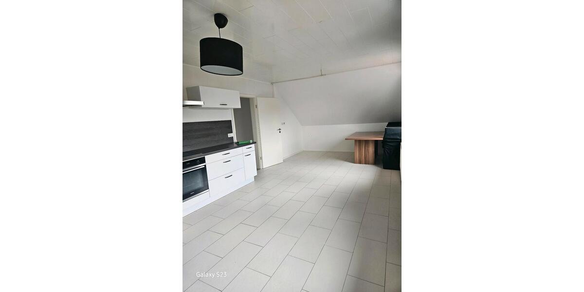 Dachgeschoßwohnung Hofgeismar - 3 Zimmer, 120 m&sup2;, 900&euro; | Angebot:26302643