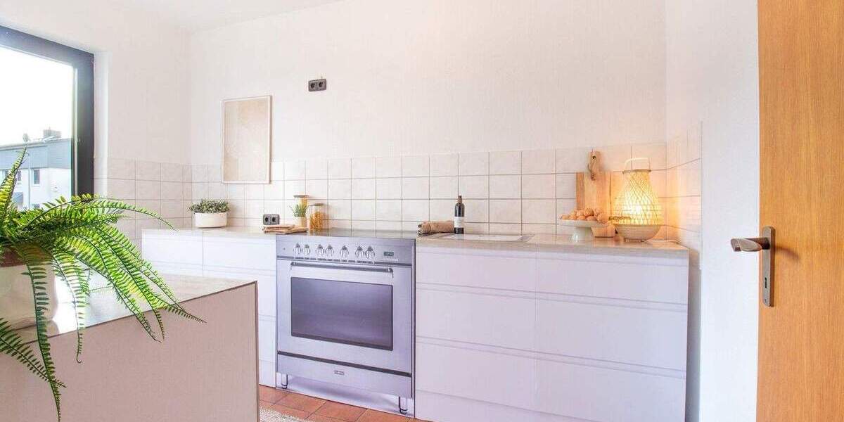 ***Lichtdurchflutete 4-Zimmer-Wohnung in Kassel-Harleshausen - mit großem Balkon & Garage*** 4 zimmer