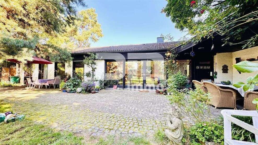 Haus zum Kaufen in Niestetal 449.000 € 145.54 m²