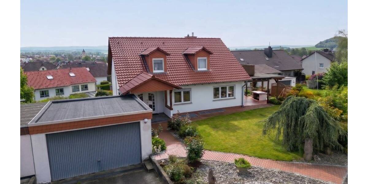 Einfamilienhaus Baunatal Großenritte - 7 Zimmer, 230 m&sup2;, 440.000&euro; | Angebot:26731014