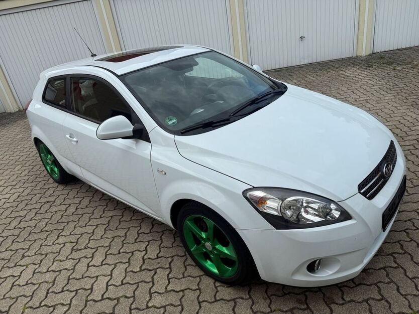 Kia ceed / Ceed 185.000 km 2.699 € Kassel 34125