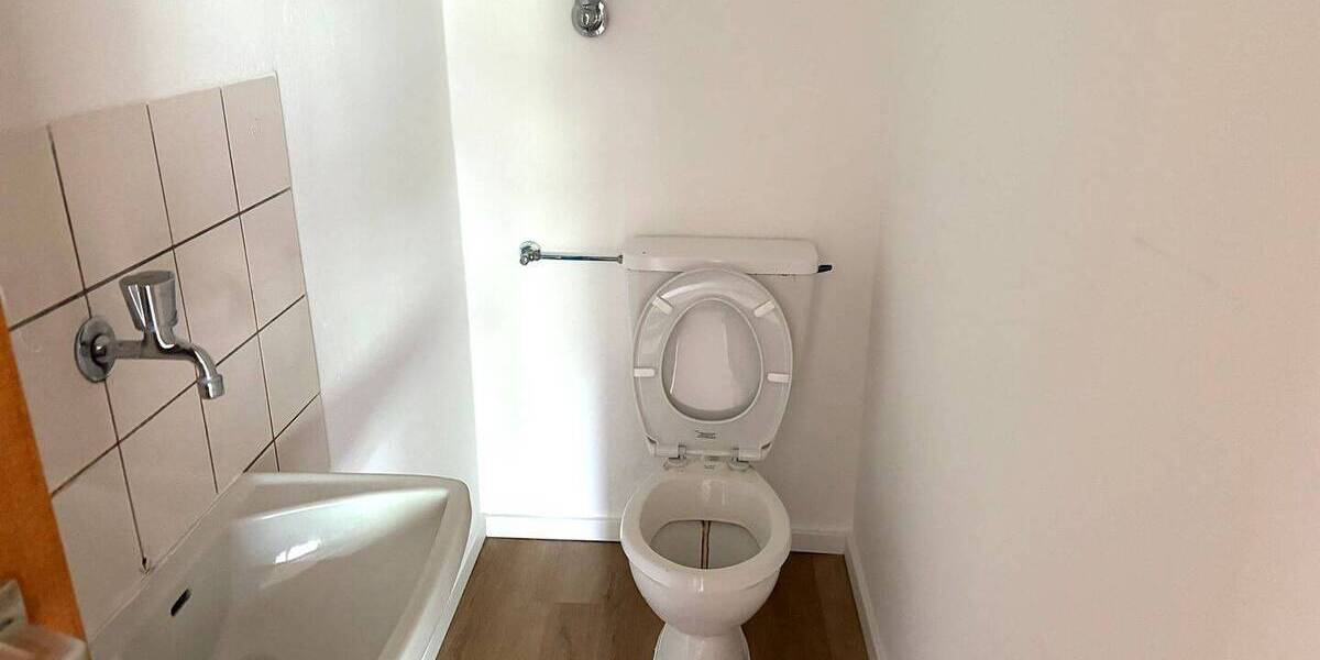 Etagenwohnung Kassel Fasanenhof - 3 Zimmer, 118 m&sup2;, 1.125&euro; | Angebot:26912776